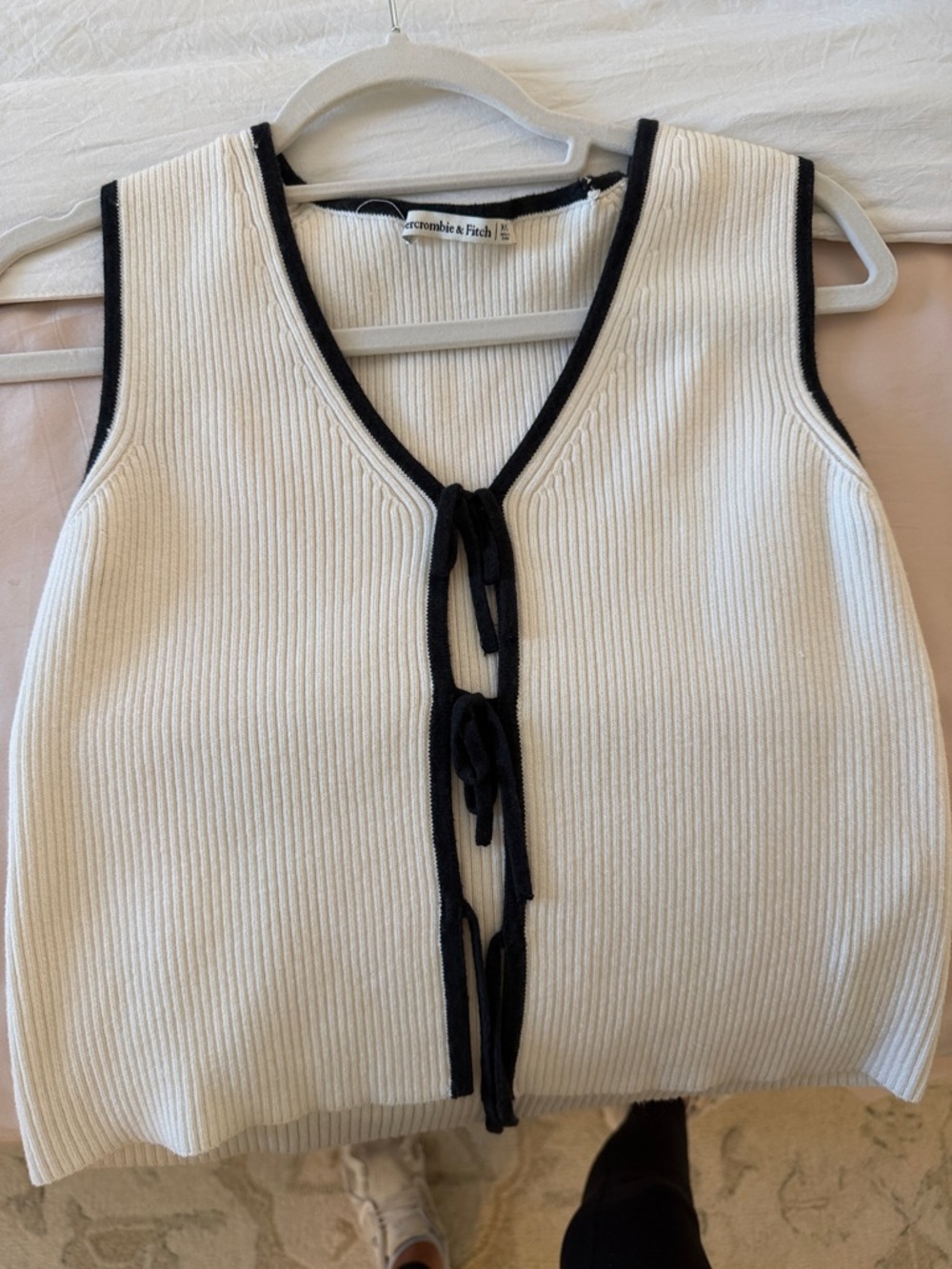 Abercrombie & Fitch Cream Ribbed Tank with Black Tie Trim